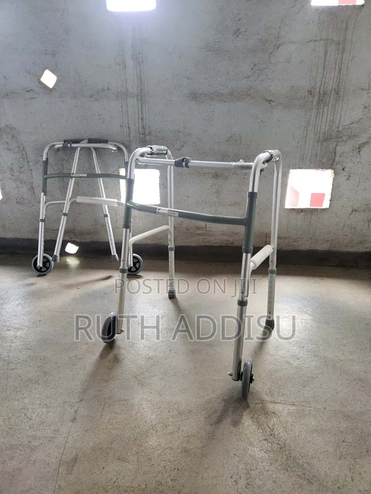 Walker裏有medical Walker朱諾medical Walker朱紅walker朱槿almunium Walker New