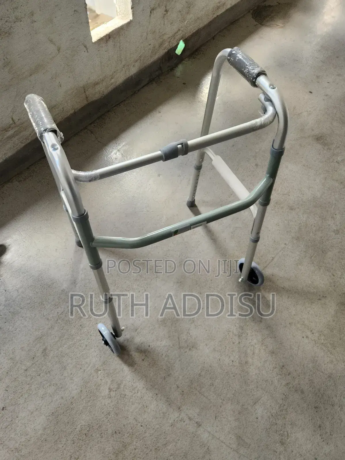 Walker Foldable Walker軍方medical Walker肺炎almunium Walker建立walker製作walkr
