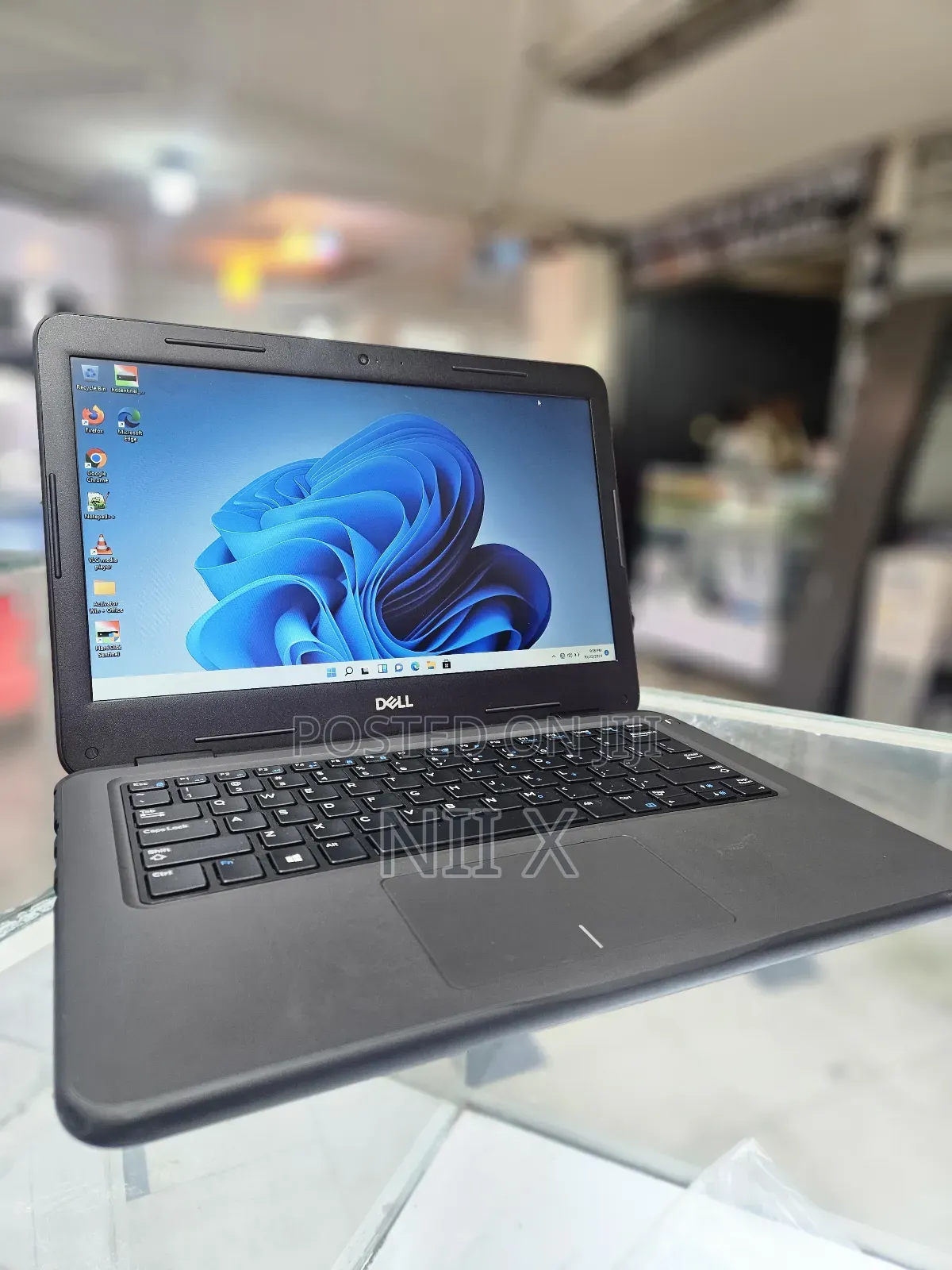 Laptop Dell Latitude 3310 4GB Intel Core I3 SSD 128GB