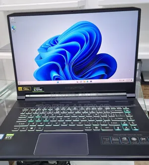 New Laptop Acer Predator Helios 300 16GB Intel Core I7 SSD 1T