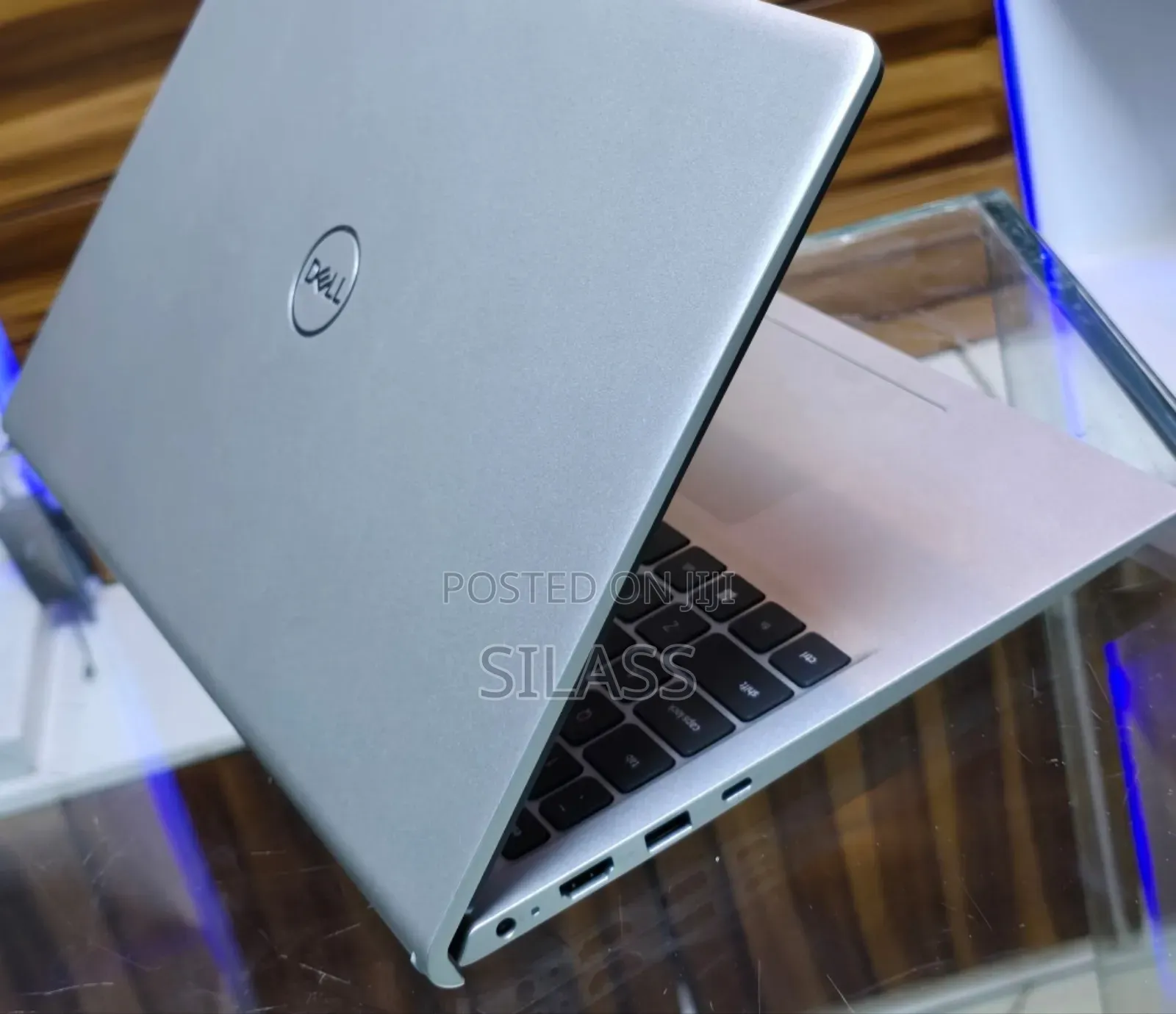 New Laptop Dell Inspiron 15 16GB Intel Core I7 SSD 512GB