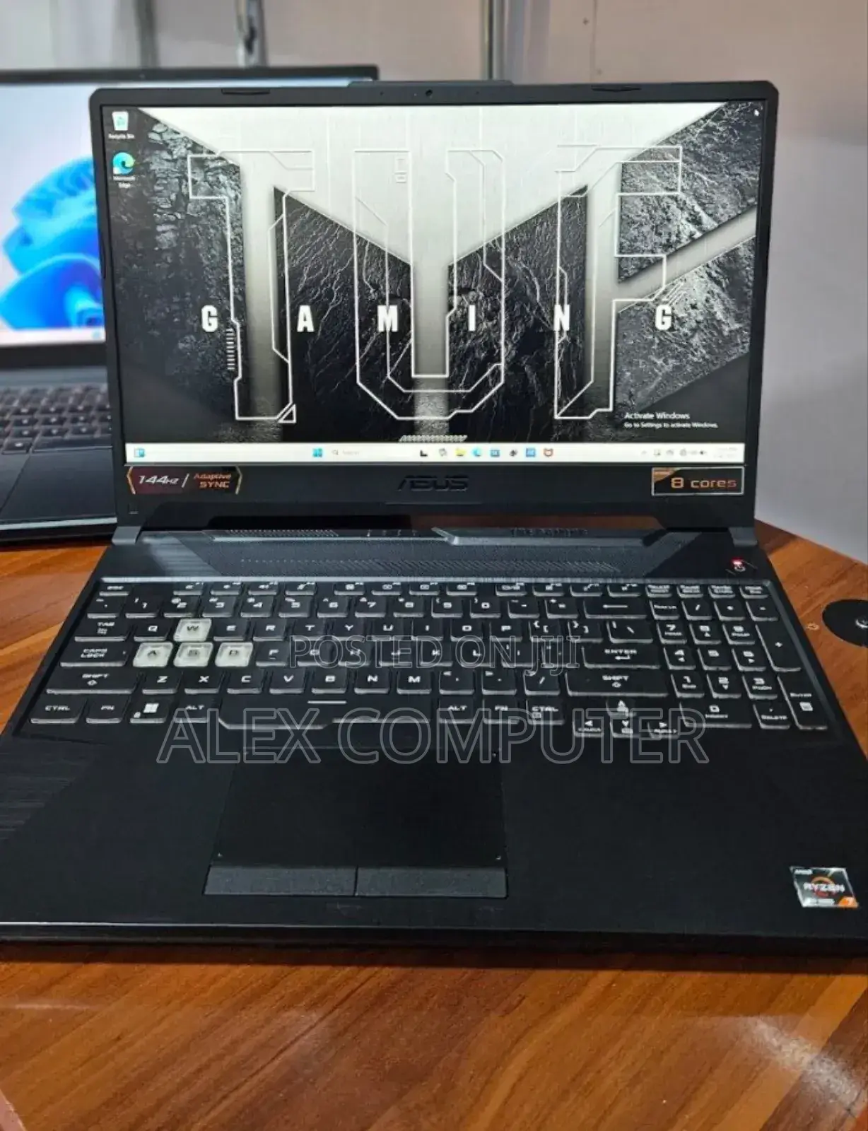 New Laptop Lenovo Legion 5 16GB AMD Ryzen 5 SSD 512GB