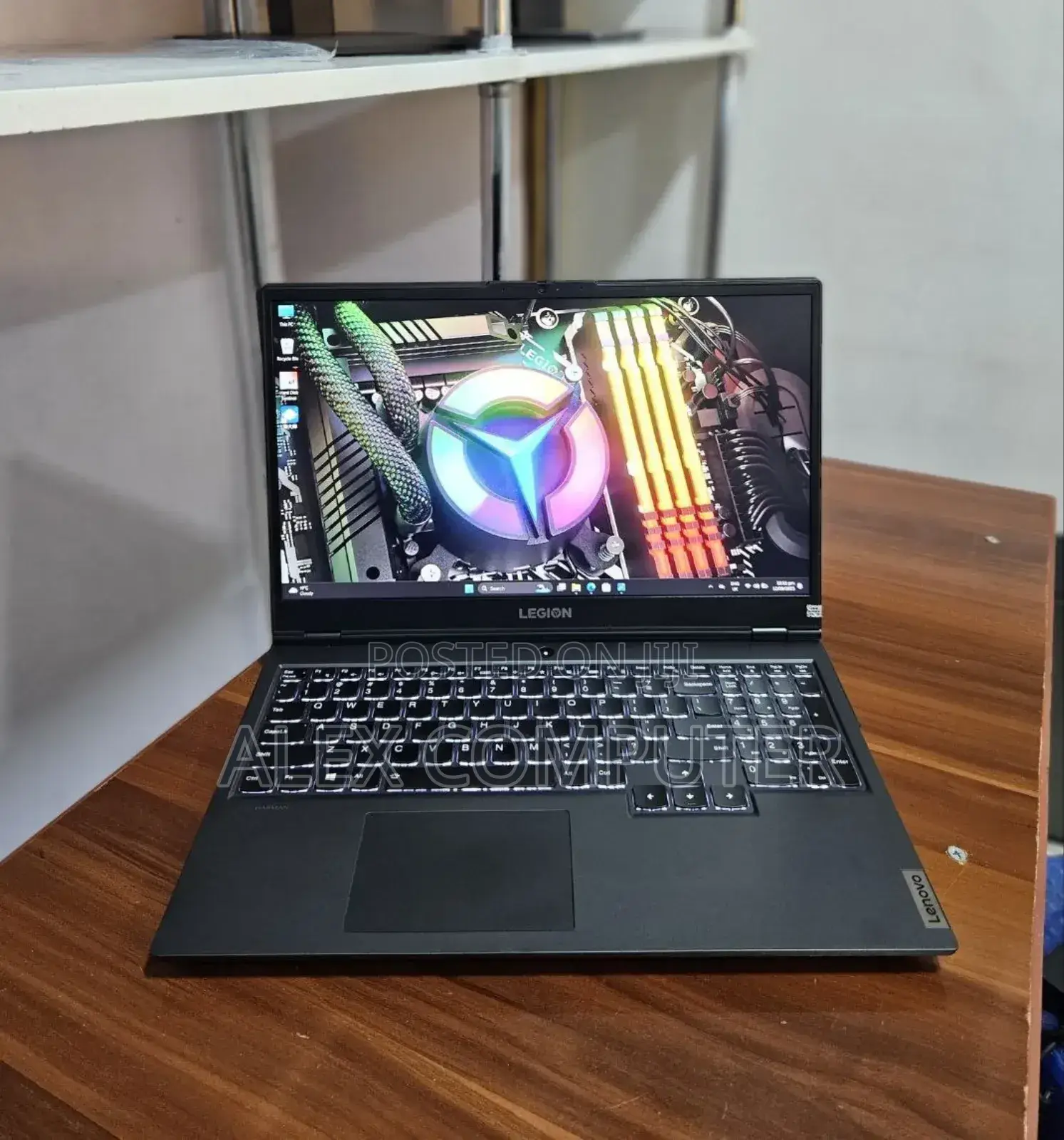 New Laptop Lenovo Legion 5 16GB AMD Ryzen 5 SSD 512GB