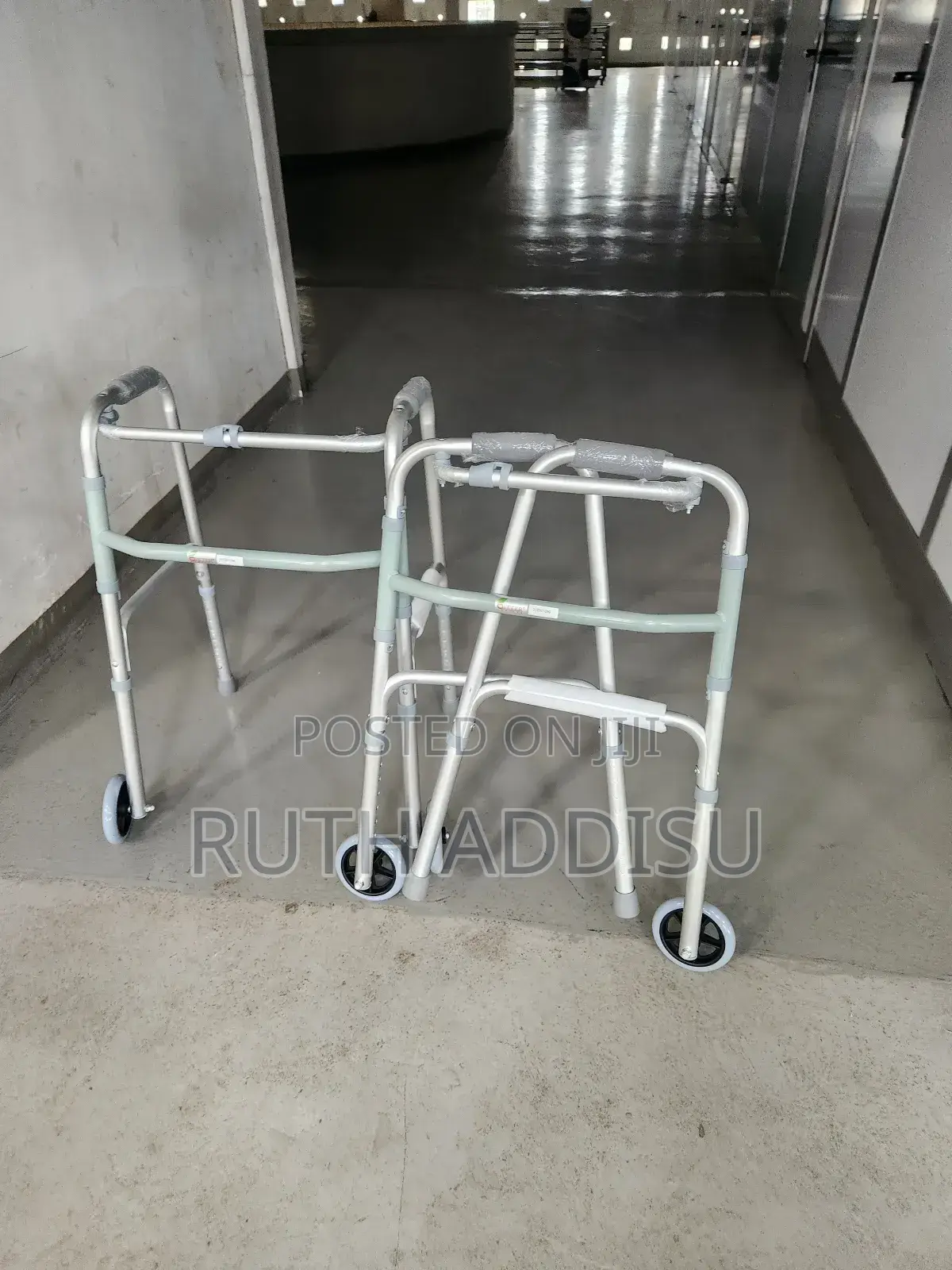 Almunium Walker考試walker朱諾brand New Walker朱紅walker考生walking Aid New