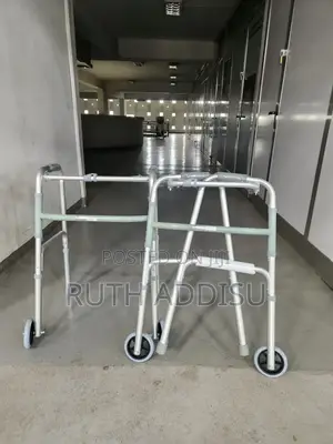 Photo - Foldable Almunium Stainless Walker蝨我medical Walker朱槿packed Walker New