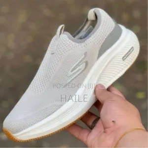 Photo - Skechers Brand New Shoes