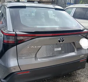 Photo - New Toyota bZ4X 2024 Gray