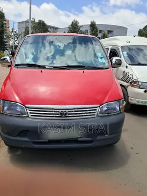 Toyota HiAce 2006 Red