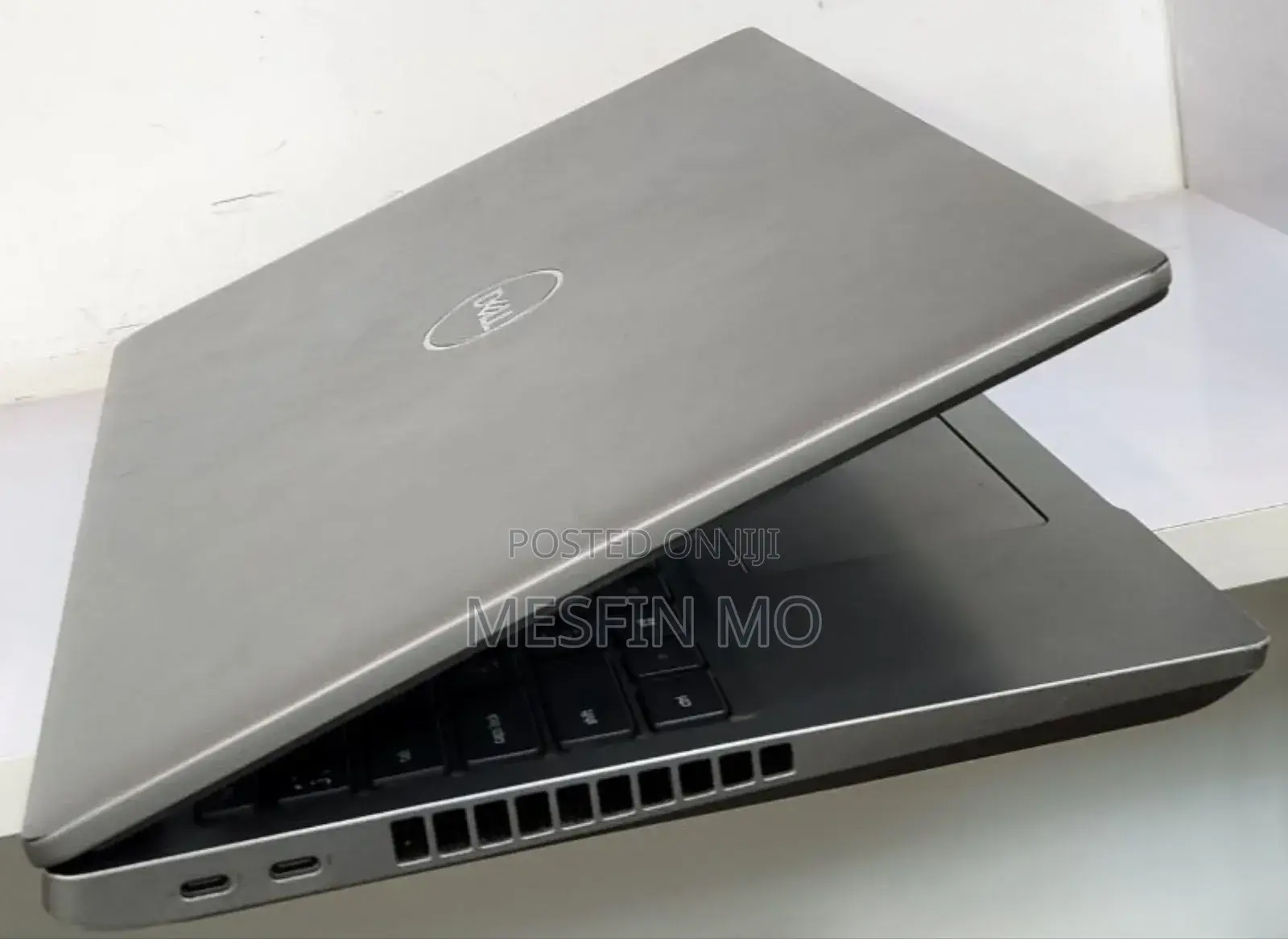 New Laptop Dell Precision 5540 32GB Intel Core Ultra 7 SSD 512GB