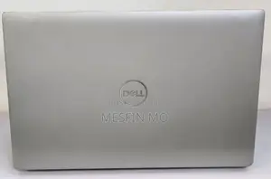 New Laptop Dell Precision 5540 32GB Intel Core Ultra 7 SSD 512GB