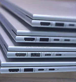 New Laptop HP EliteBook 830 G9 16GB Intel Core I5 SSD 512GB