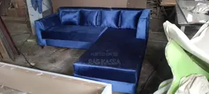 አነስተኛ ሶፊ 6