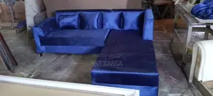 አነስተኛ ሶፊ 6