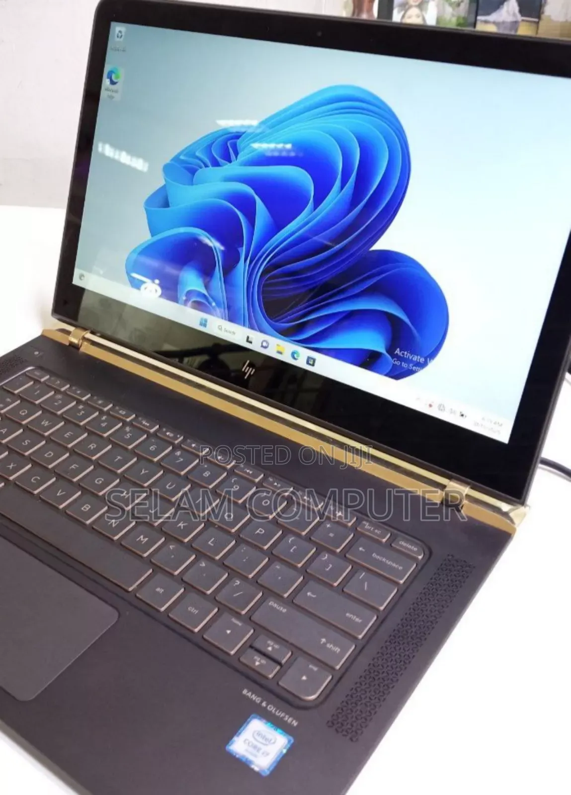 New Laptop HP Spectre 8GB Intel Core I7 SSD 256GB