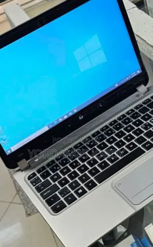 New Laptop HP Spectre 13 4GB Intel Core i5 SSD 128GB