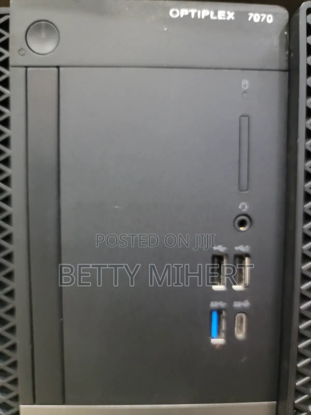 New Desktop Computer Dell Optiplex 7070 8GB Intel Core I5 HDD 1T