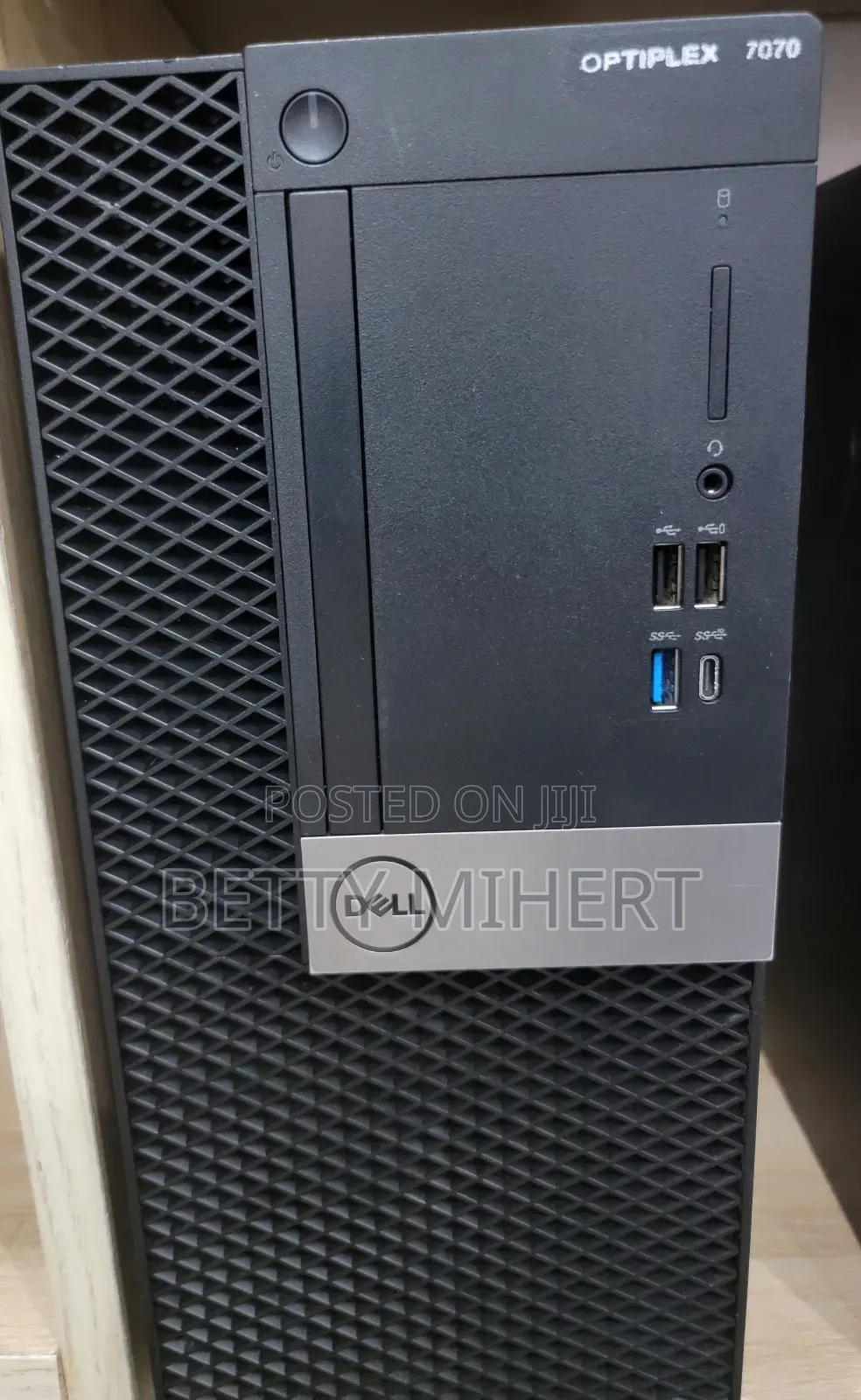 New Desktop Computer Dell Optiplex 7070 8GB Intel Core I5 HDD 1T