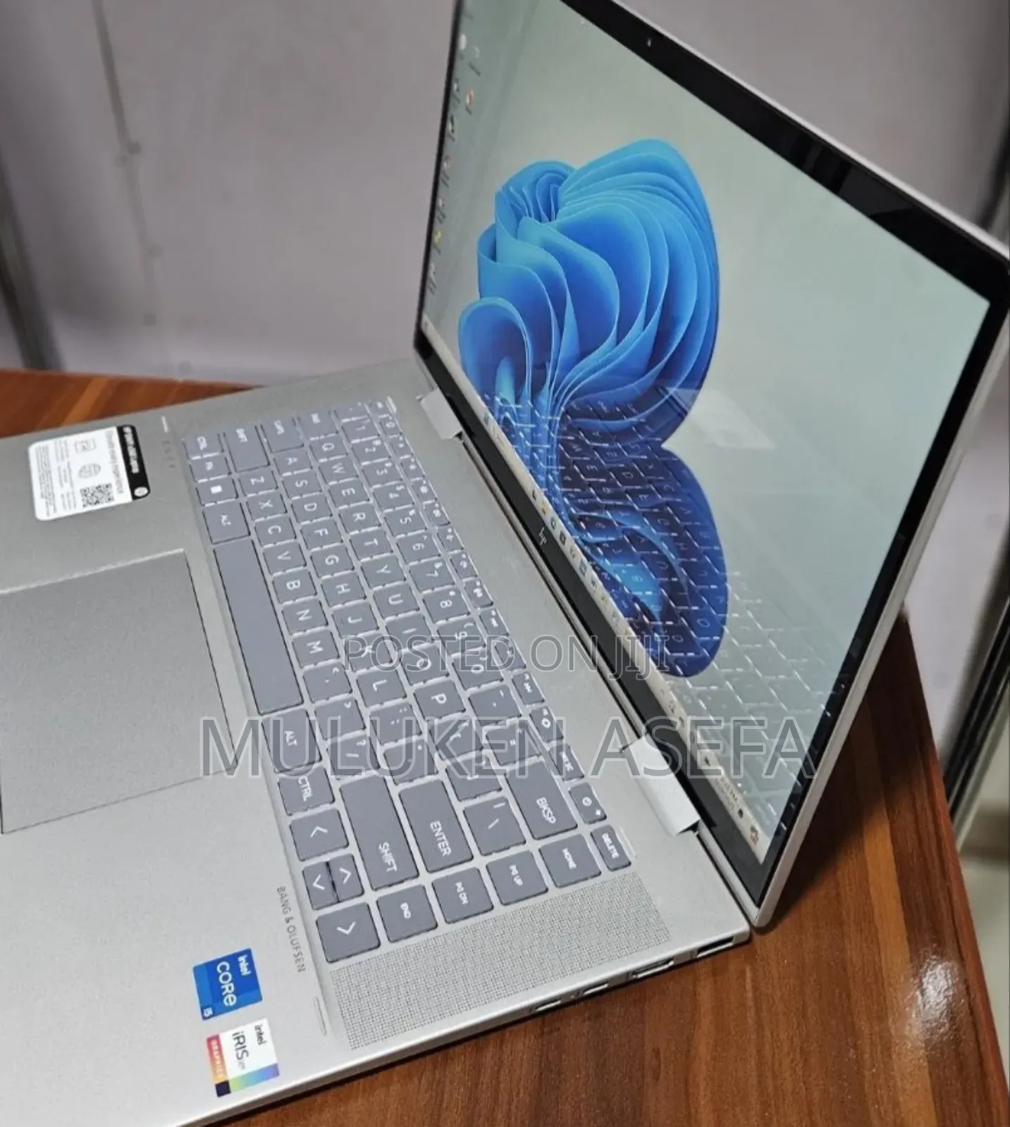 New Laptop HP Envy X360 8GB Intel Core I5 SSD 512GB