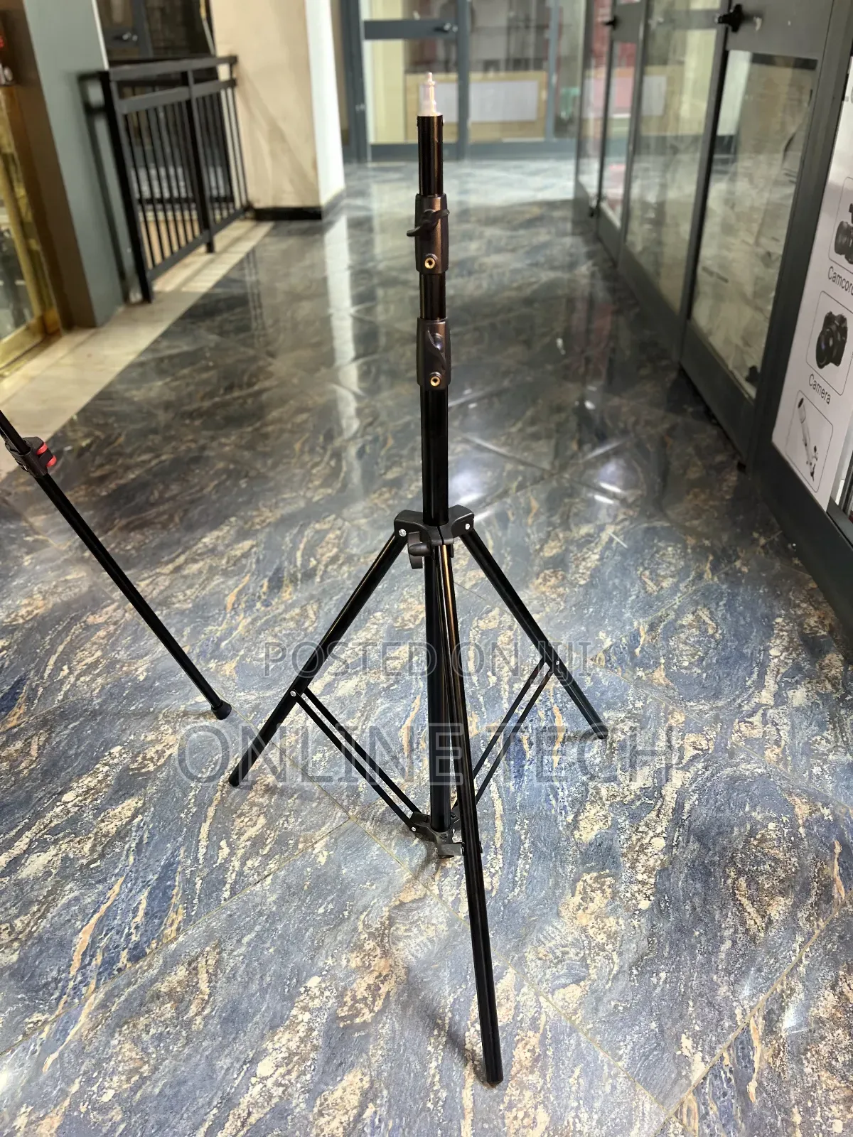  8806 Light Stands