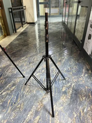  8806 Light Stands