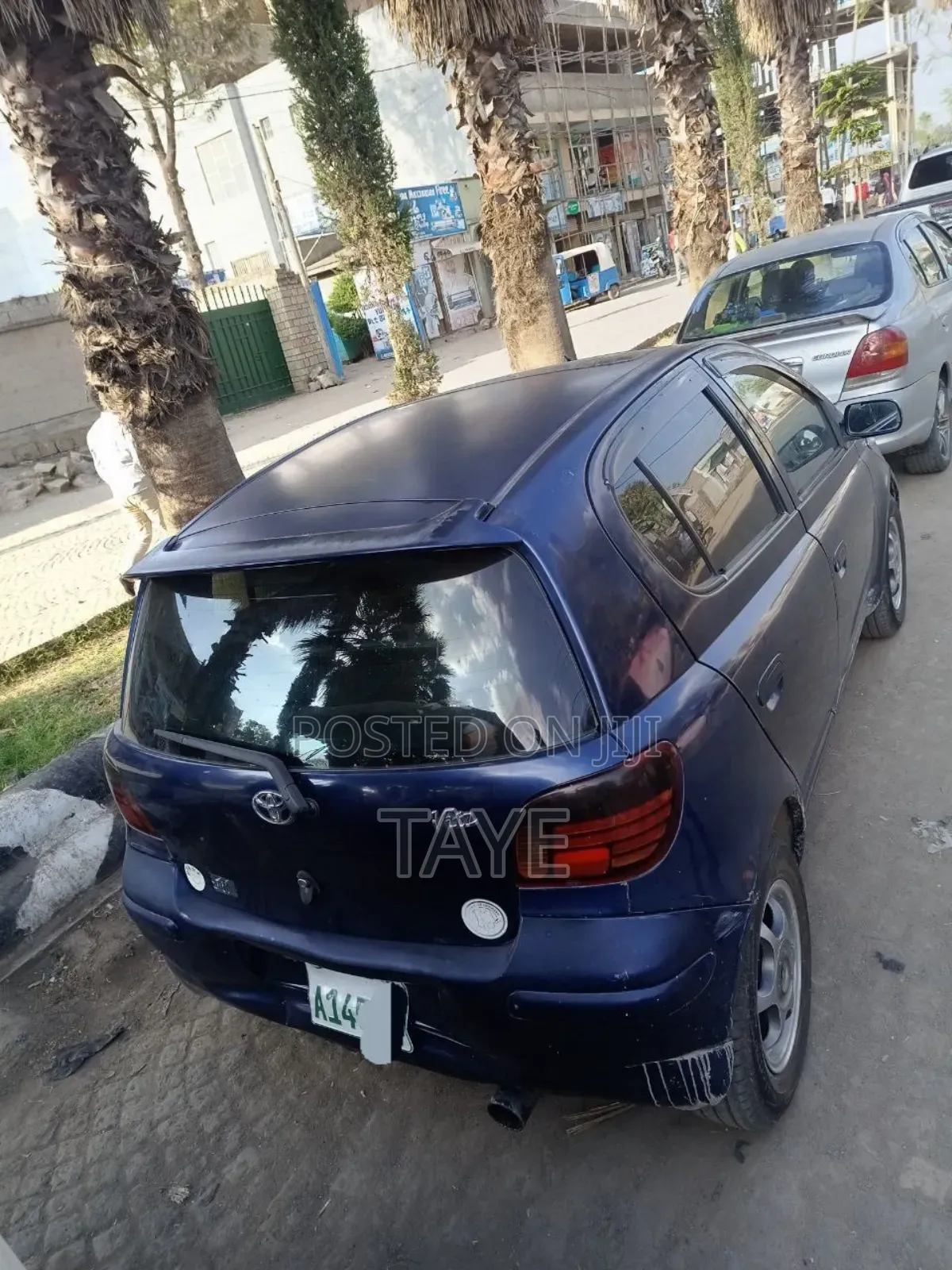 Toyota Vitz 2002