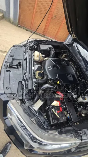 Toyota Hilux 2022 Black