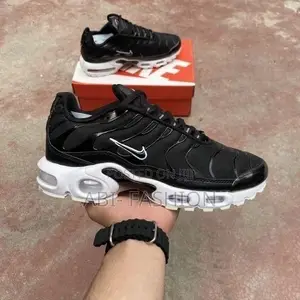 Photo - Nike Air Max Black