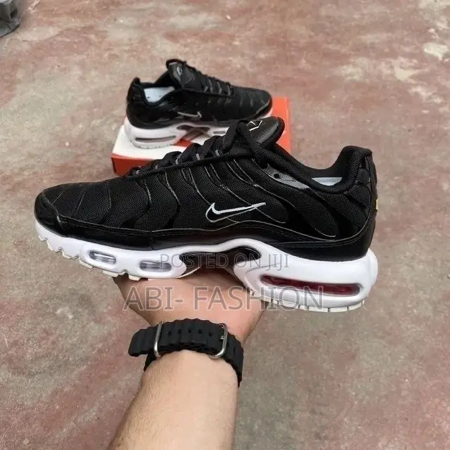 Nike Air Max Black