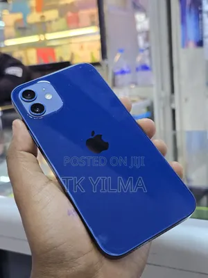 Photo - Apple iPhone 12 64 GB Blue