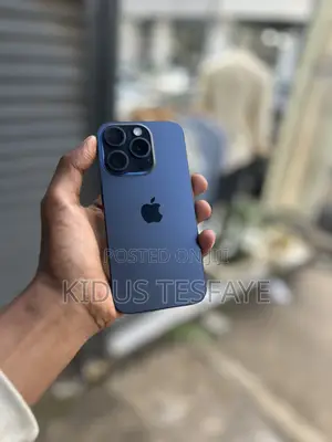Apple iPhone 15 Pro 256 GB Blue