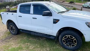 Ford Ranger Wildtrak 2012 White
