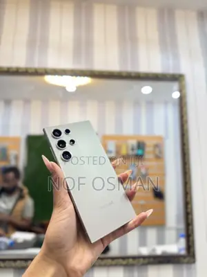 Photo - Samsung Galaxy S24 Ultra 512 GB Silver