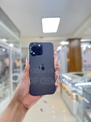 Photo - Apple iPhone 16 Pro 256 GB Black