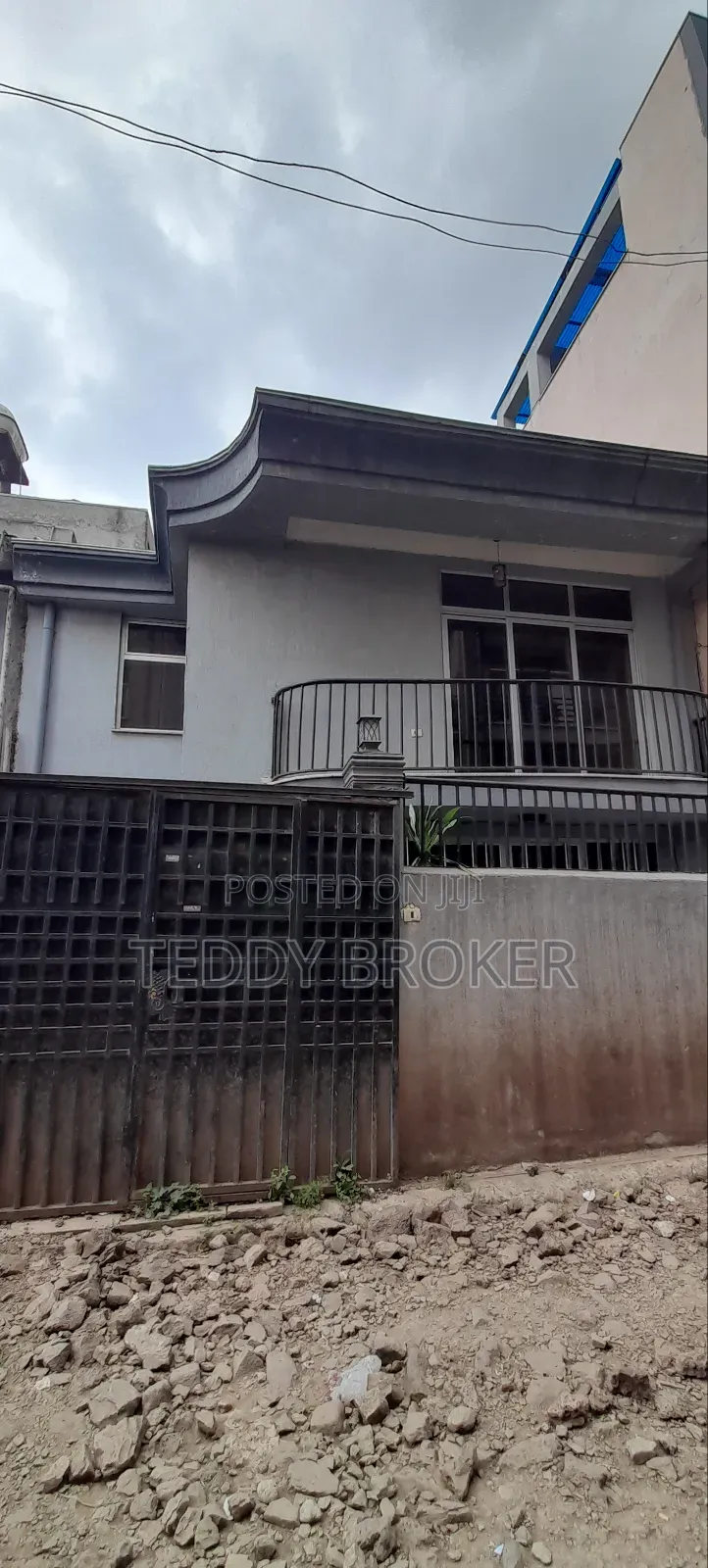 3bdrm House in Haile Garment, Nifas Silk-Lafto for sale