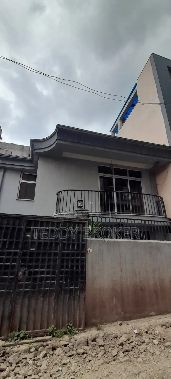3bdrm House in Haile Garment, Nifas Silk-Lafto for sale