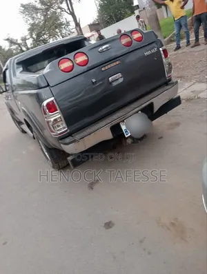 Toyota Hilux 3.0 D-4D 4x4 2012 Gray