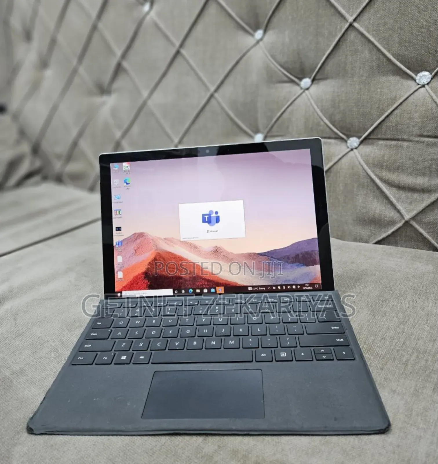 New Laptop Microsoft Surface Pro 7 16GB Intel Core I7 SSD 256GB