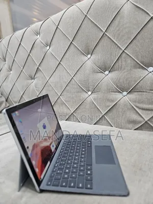 New Laptop Microsoft Surface Pro 7 16GB Intel Core I7 SSD 256GB