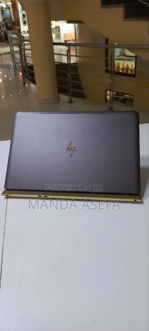 Photo - New Laptop HP Spectre 8GB Intel Core I7 SSD 256GB