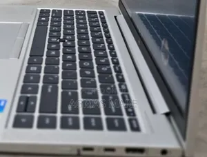 New Laptop HP EliteBook 840 G8 16GB Intel Core I5 SSD 512GB