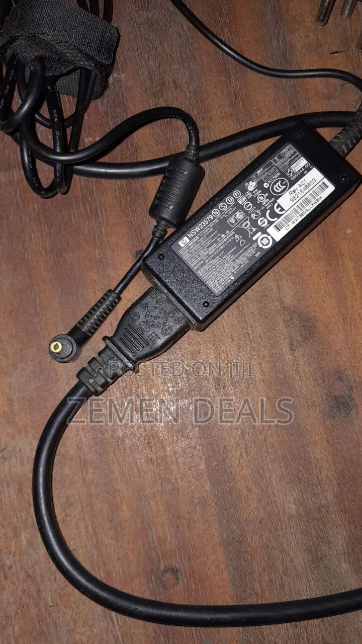 Hp Pc Charger / Adapter