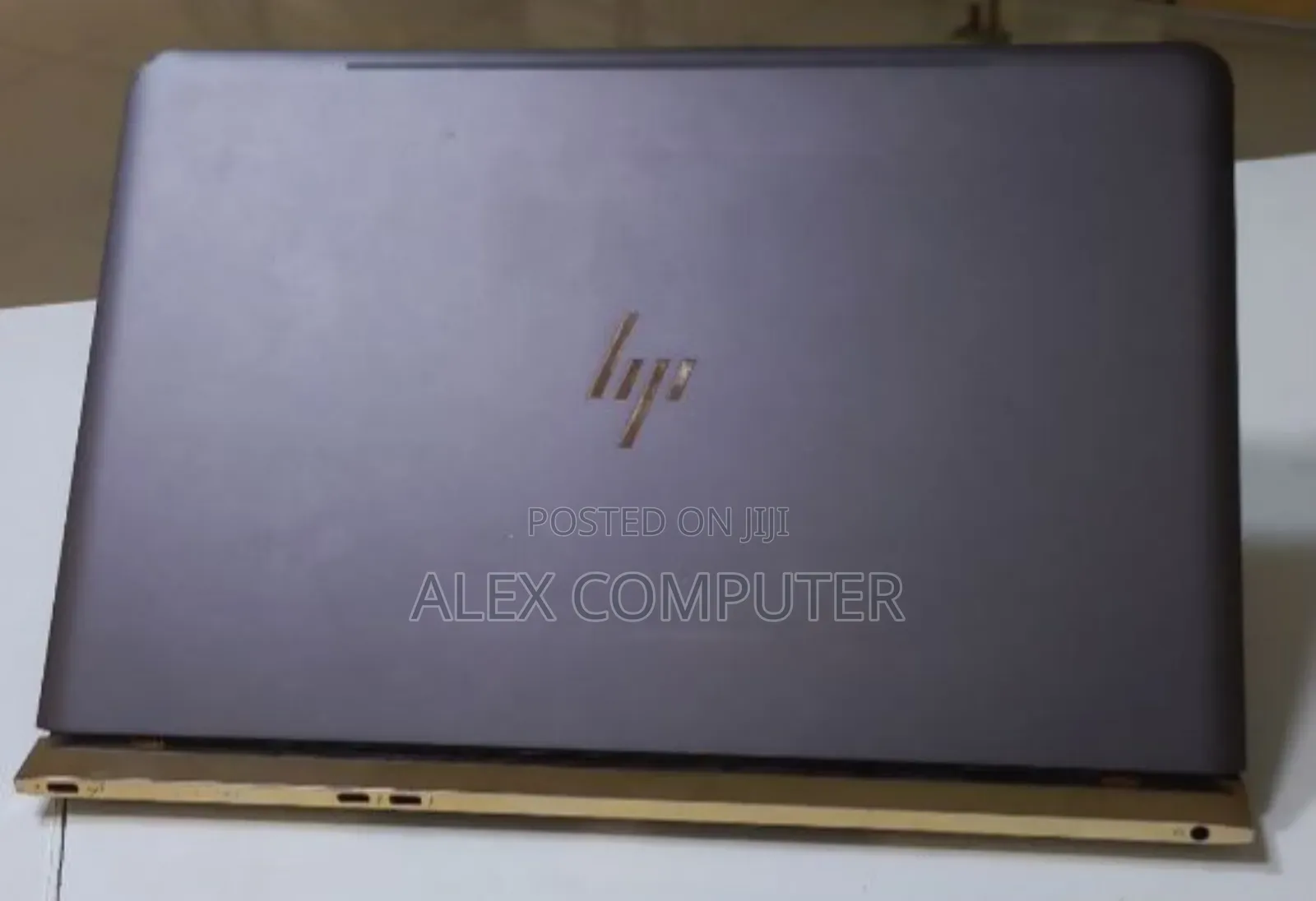 New Laptop HP Spectre 8GB Intel Core I7 SSD 256GB