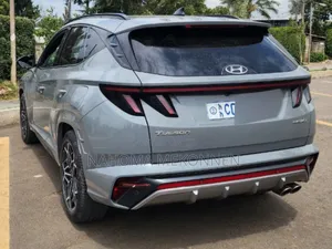 Hyundai Tucson 2022 Gray