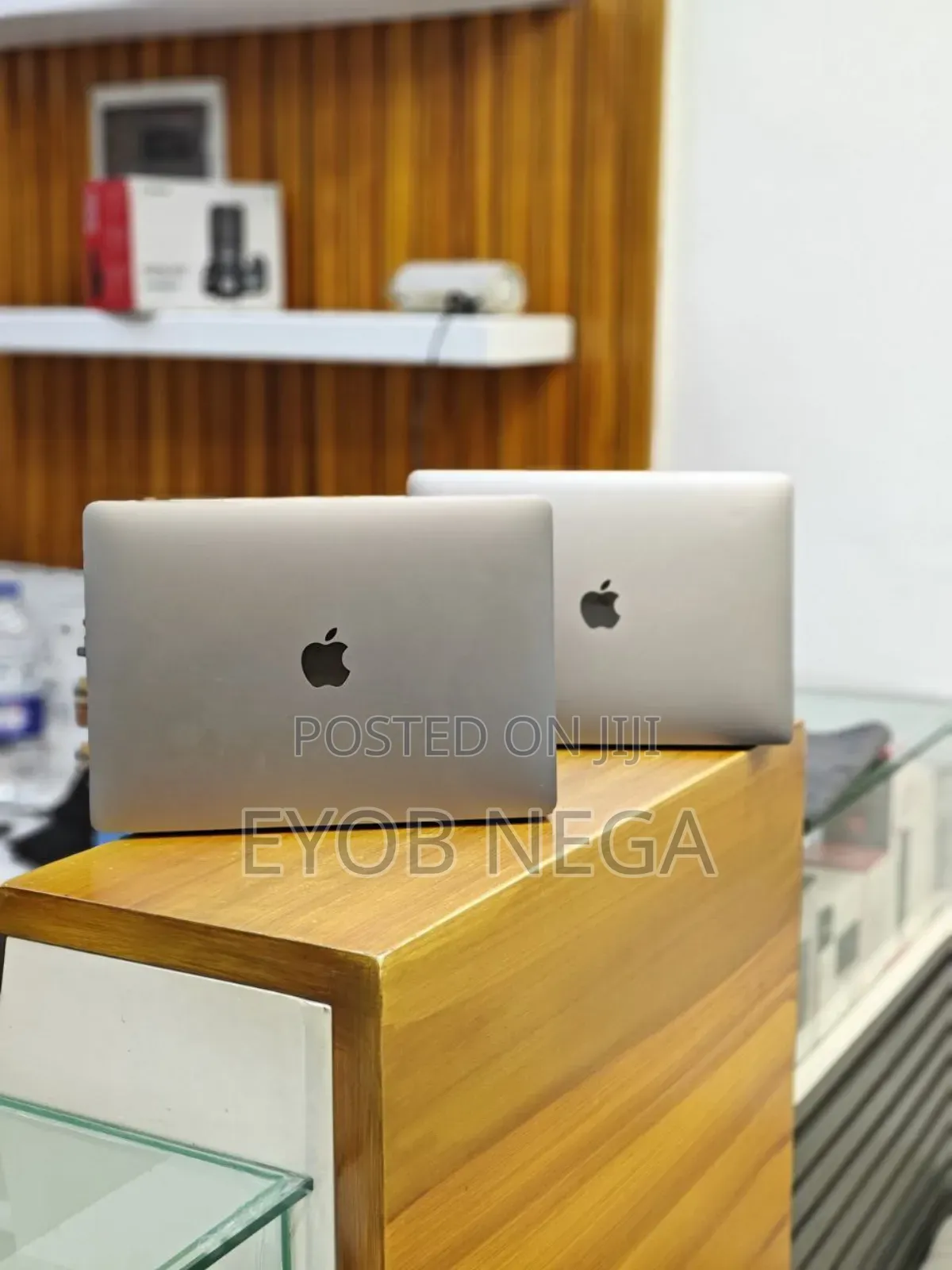 New Laptop Apple MacBook Pro 2019 16GB Intel Core I5 SSD 256GB