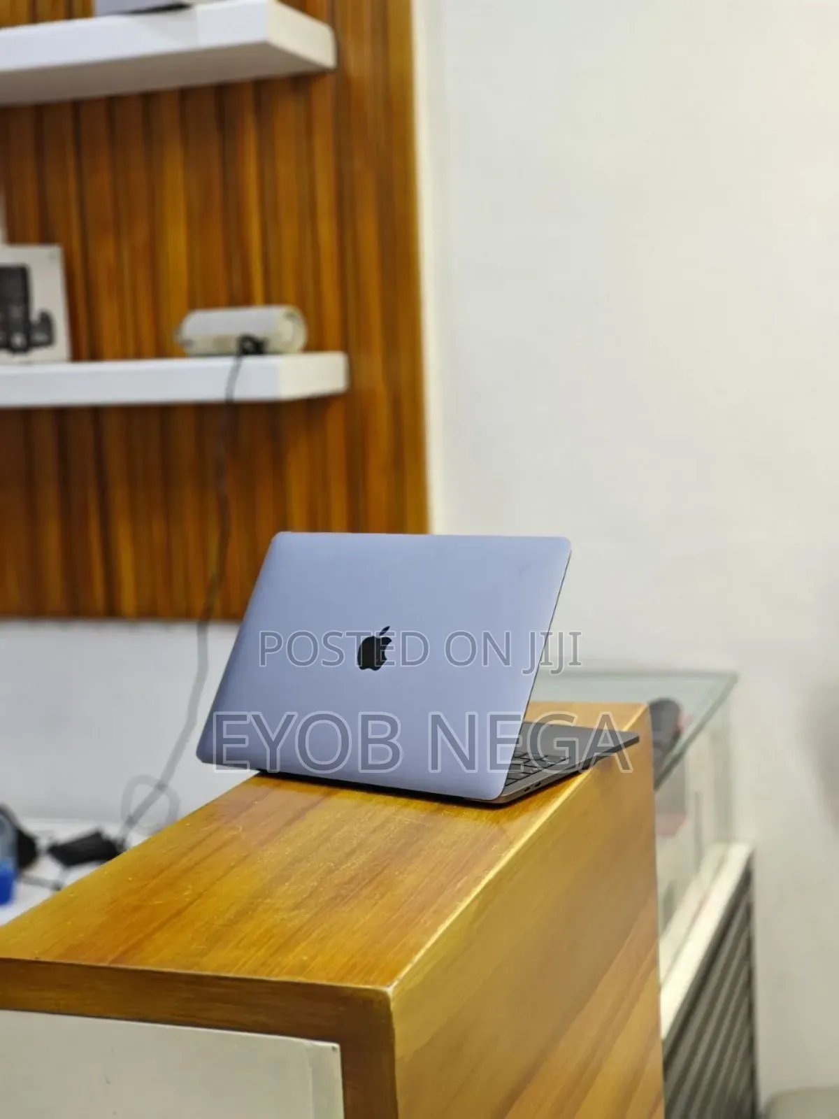 New Laptop Apple MacBook Pro 2019 16GB Intel Core I7 SSD 256GB