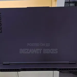 New Laptop Lenovo Legion 7 16GB AMD Ryzen 7 SSD 512GB
