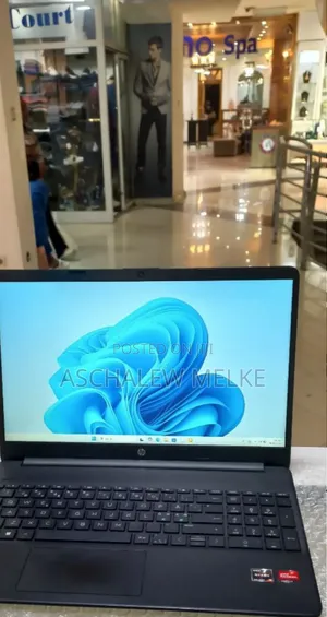 Laptop HP Stream Notebook 8GB AMD Ryzen 5 SSD 512GB