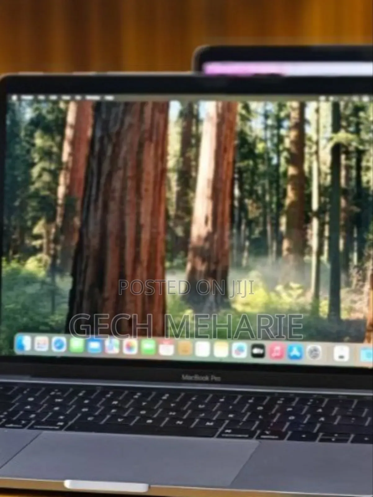 New Laptop Apple MacBook Pro 2019 16GB Intel Core i7 SSD 256GB