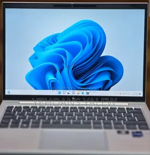New Laptop HP EliteBook 830 G9 16GB Intel Core i5 SSD 512GB