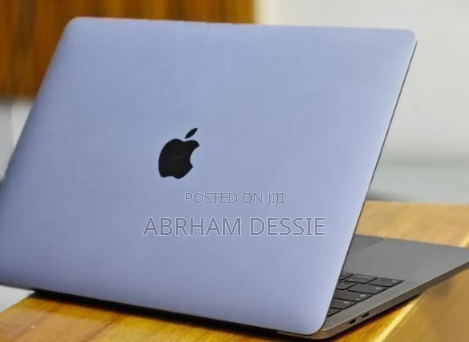 New Laptop Apple MacBook Pro 2019 16GB Intel Core I5 SSD 256GB